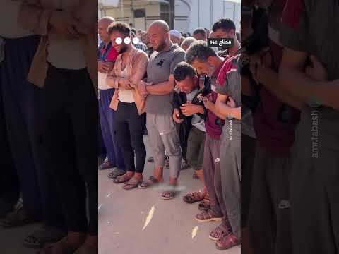 فلسطينيين ينهارون بالبكاء أثناء وداع أحبائهم الذين استشهدوا في قصف قوات الاحتلال على قطاع غزة