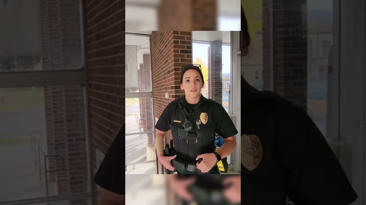 Female cop and Karen from post office gets owned 😳