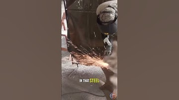 Spark testing metal to see the carbon content #welding #shorts