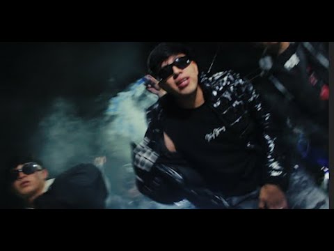 Bekijk de videoclip voor {trackName} van {artistName}