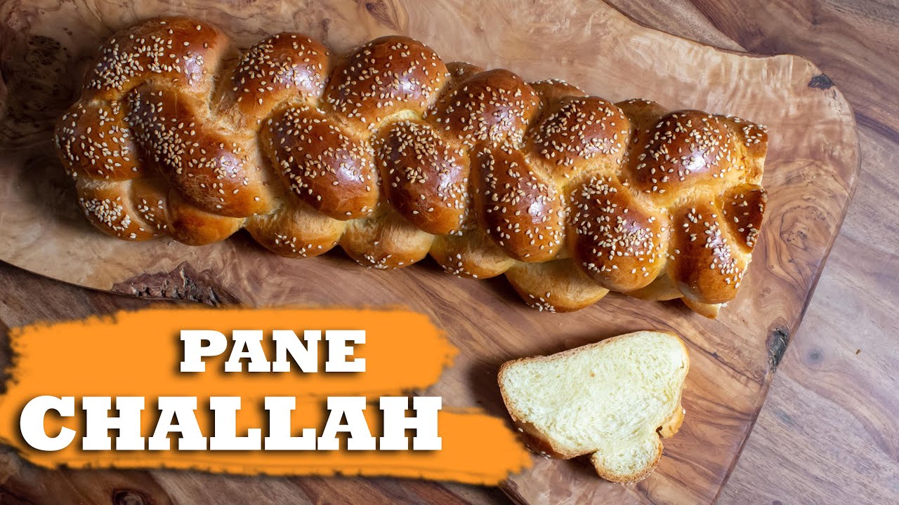Pane challah. Pane intrecciato tipico della tradizione ebraica.