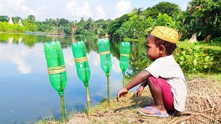 Unique Fishing Video 2021~Traditional Boy Hunting Big Fish With Plastic Bottle Fish Hook By River