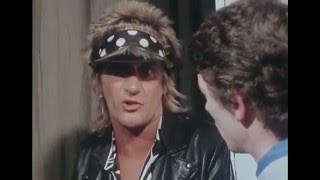 Rod Stewart - Backstage Interview in Dublin 1980 *(Rare)*