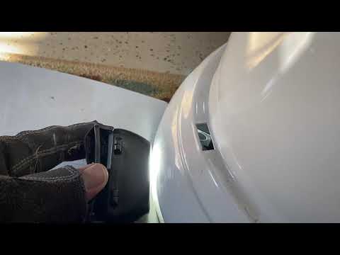 How to remove fan blades for a Minka Aire Concept II fan