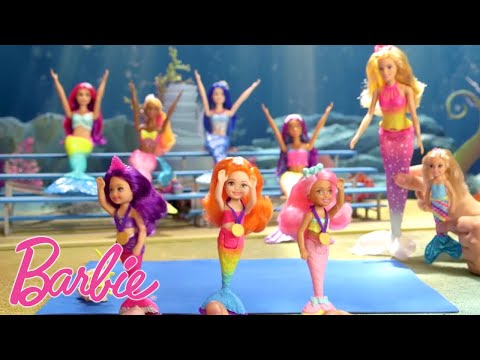 vídeos de barbie sirena