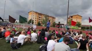 Trojskokanka Šárka Kašpárková Vypráví Dětem O Svém Životě