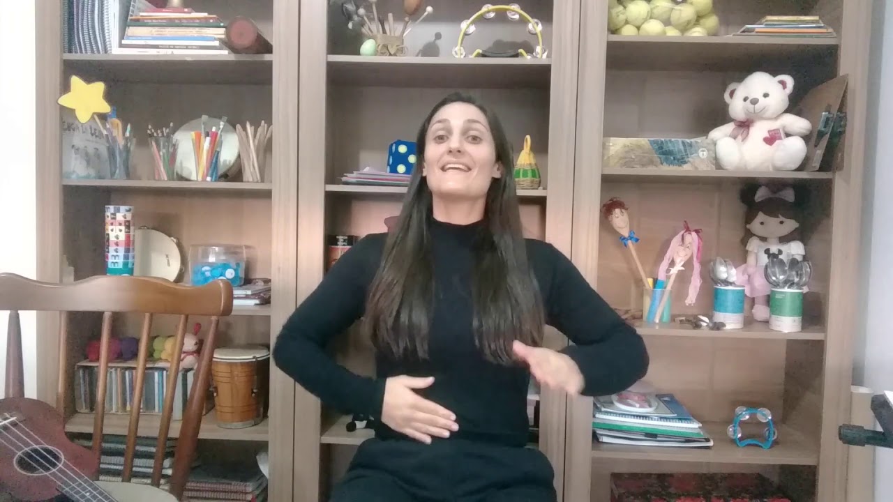 AEIOU (PROCURANDO BEM EU SEI QUE TEM) NO INÍCIO DO AMOR EU VEJO A [AS ...
