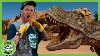 Earthquake and a TRex Dinosaur Battle  | TRex Ranch Dinosaur Videos