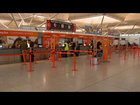 Video: Potnik Sam Leti Z Letalom EasyJet