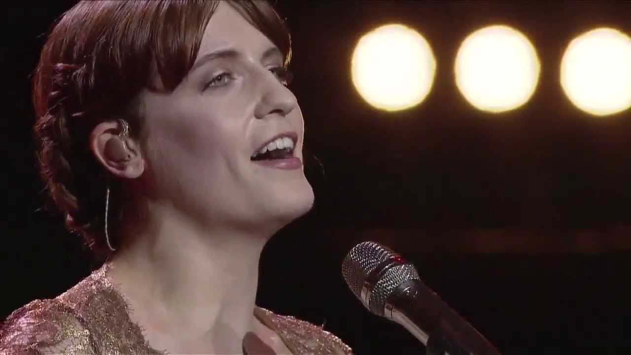 Florence  The Machine   Shake It Out   Live at the Royal Albert Hall