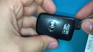 Замена батарейки в ключе Тойота / Toyota Battery Key Replacement