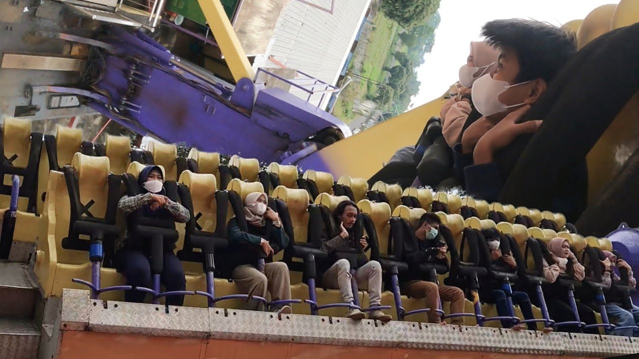 POV Flying Tornado Jatim Park Menurut Kamu Lebih Ekstrim Wahana Disini Atau Tornado Di Dufan Gaess?