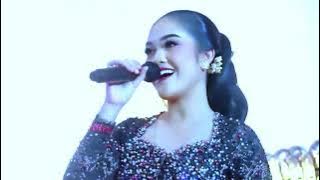 Elisha O.A Komet Dodok Dalang Ki Putut