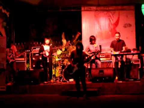 Brilliant at Breakfast - Ferris Wheel Live at New Year's Honour .mp4