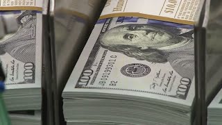Gov. Parson wants lawmakers to give state workers a pay raise