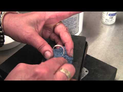 Resizing a Ring with a Fragile Stone