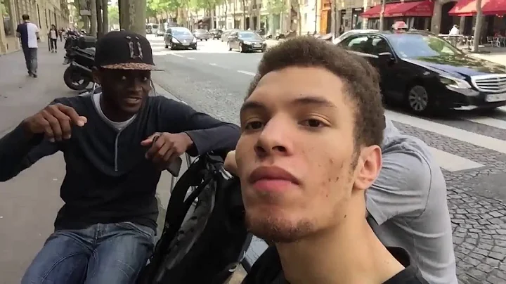 Un jour comme les autres (Coursier  vlo Stuart)