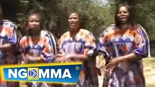 Emali Town Choir - Umejivalia Ngozi Ya Kondoo