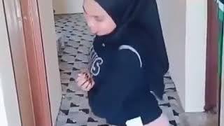 Goyang Kasih Payung Itu Punggung