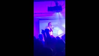 Hannah Diamond- Fade Away live