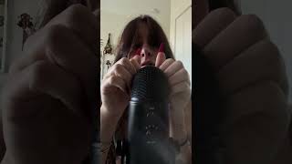 intense mic scratching with long nails #asmr #relax #asmrsounds #tingles #slowasmr #asmrlli