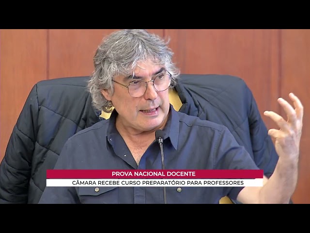 Cursinho prepara professores para a Prova Nacional Docente