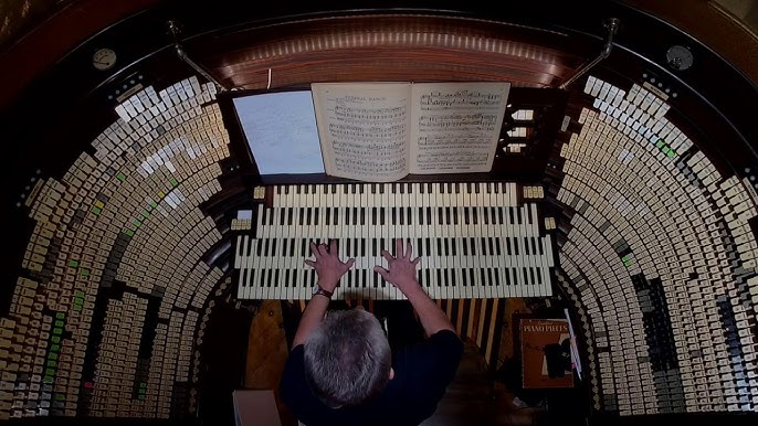 How a Pipe Organ Makes Sound – Flypaper