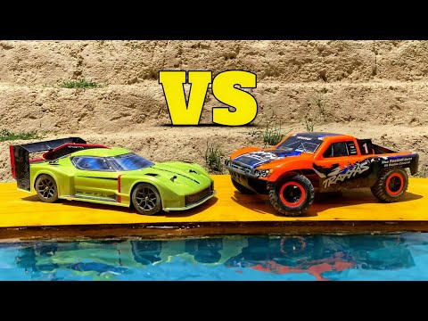 Arrma Vendetta 4x4 vs Traxxas Slash 4x4 | Remote Control Car | RC Cars 80km/h