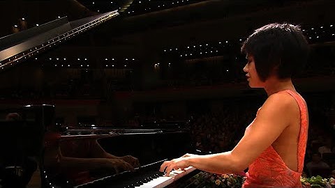 Yuja Wang: Chopin Piano Concerto No. 2 in F minor Op. 21 [HD]