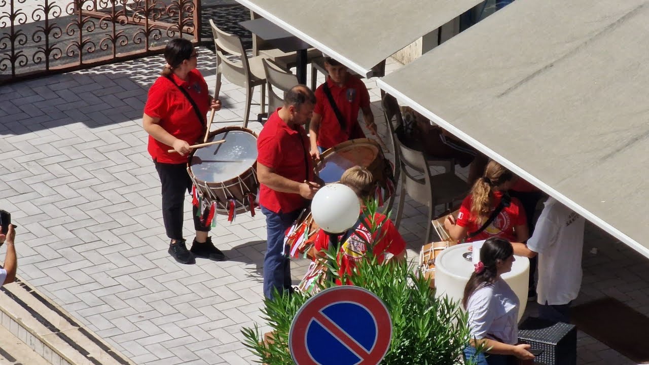 CAPACI (PA) GIRO DEI TAMBURI IN ONORE DEI FESTEGGIAMENTI DI SANT'ERASMO (4K) 27/07/2025