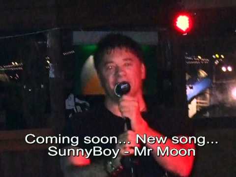 SunnyBoy - Mr Moon
