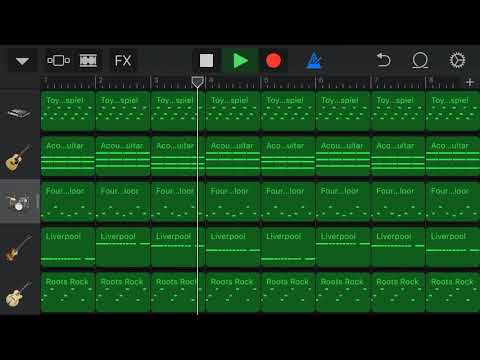 電車乗ってる時暇やったからガレージバンドで簡単な曲作った。