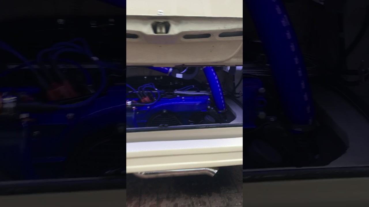 T2 bay window with vintage speed