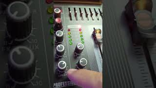 AUDIO MIXER MX04BT HOW DO I SET THE EFFECTS?