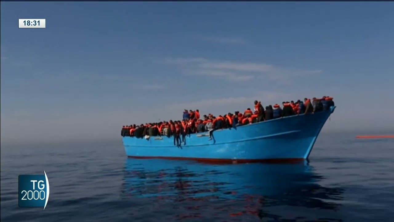 Migranti, raffica di sbarchi a Lampedusa. Hotspot al collasso