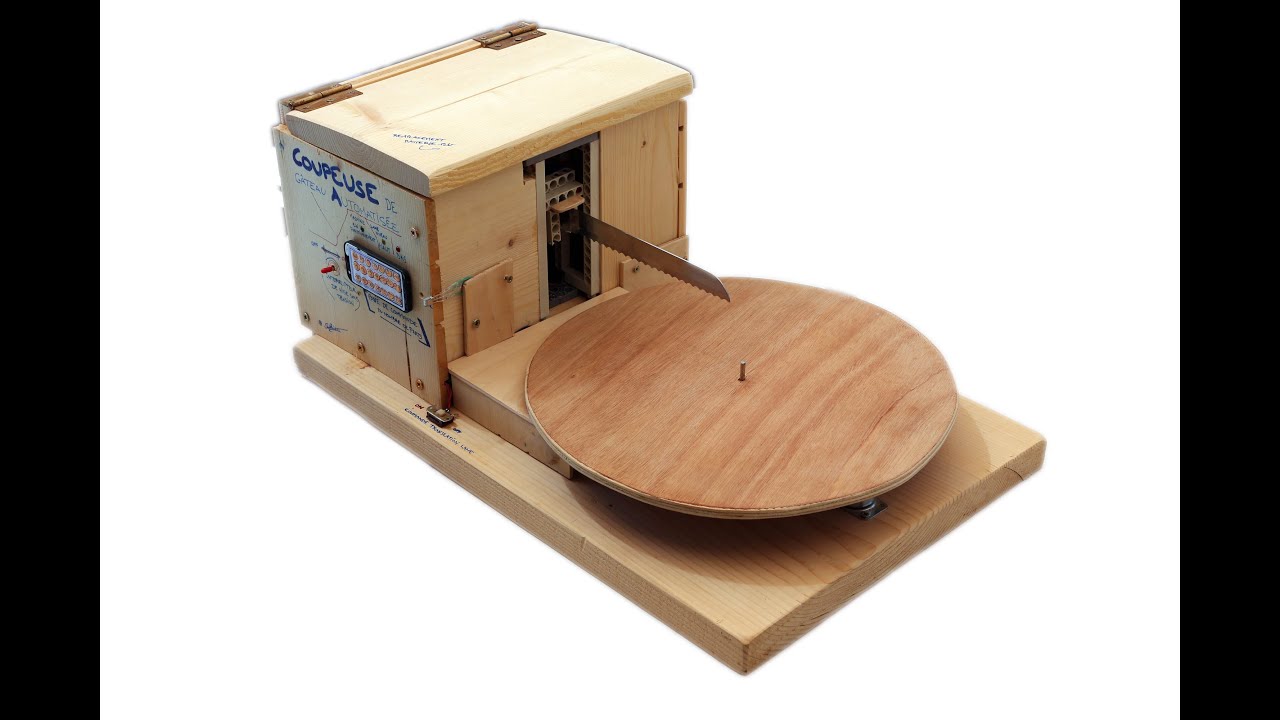 Coupe Gateau Automatique Automatic Cake Cutter With Arduino Youtube
