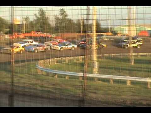 Sheyenne River Speedway Wissota Street Feature 6-6-2010