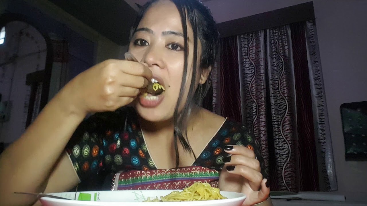 Eating😋😋😋😋 Youtube 