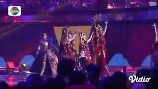 Nella kharisma feat saskia gotik