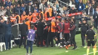 Tvde Yok Derbide Saha Karıştı - Kavga Tribün Çekim Fenerbahçe - Beşiktaş 19.04.2018