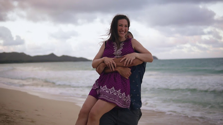 PICNIC IN HAWAII