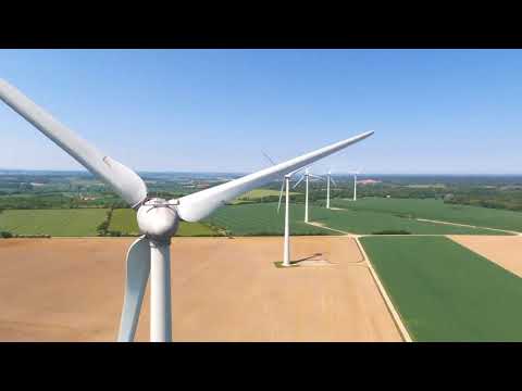 Vidéo: OVNI Filmé Sur Un Parc éolien En Pologne - Vue Alternative