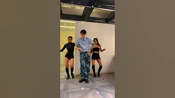 Jay Park, Honey J & Babe Holybang dancing w MOMMAE