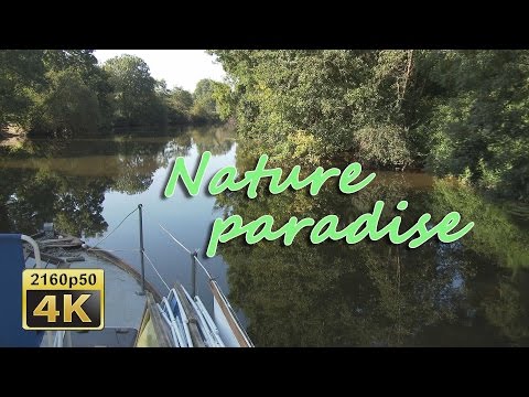 A boat tour on the Sevre nantaise - France 4K Travel Channel