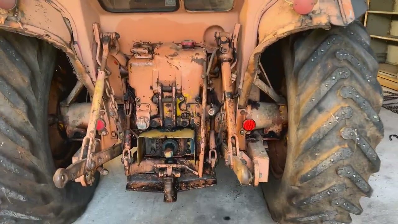 Traktor med lastare BM VOLVO 350