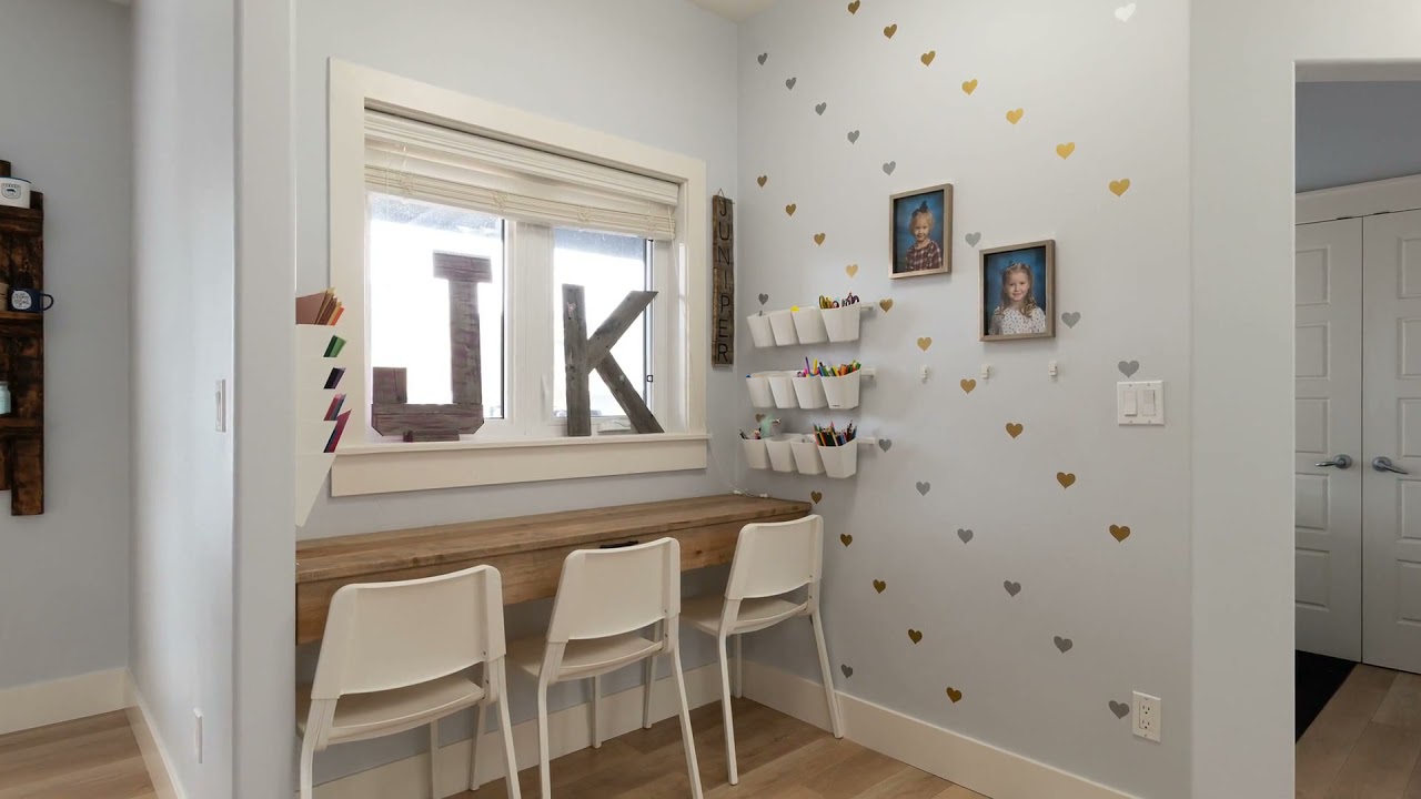 148 Falcon Dr, Fort McMurray AB T9K 0R7, Canada