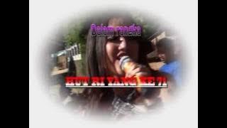 15 romansa kalung emas maya sabrina