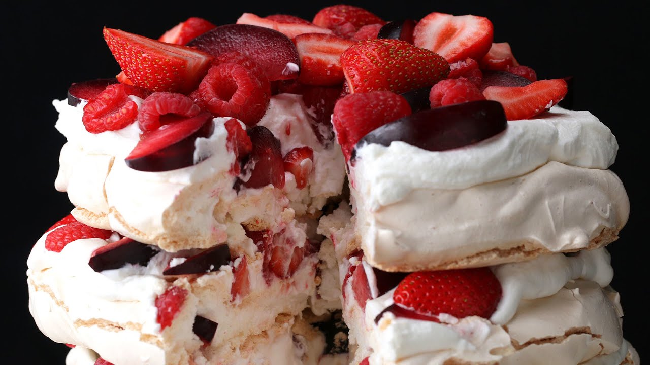 Berries And Cream Cloud Cake | Tasty