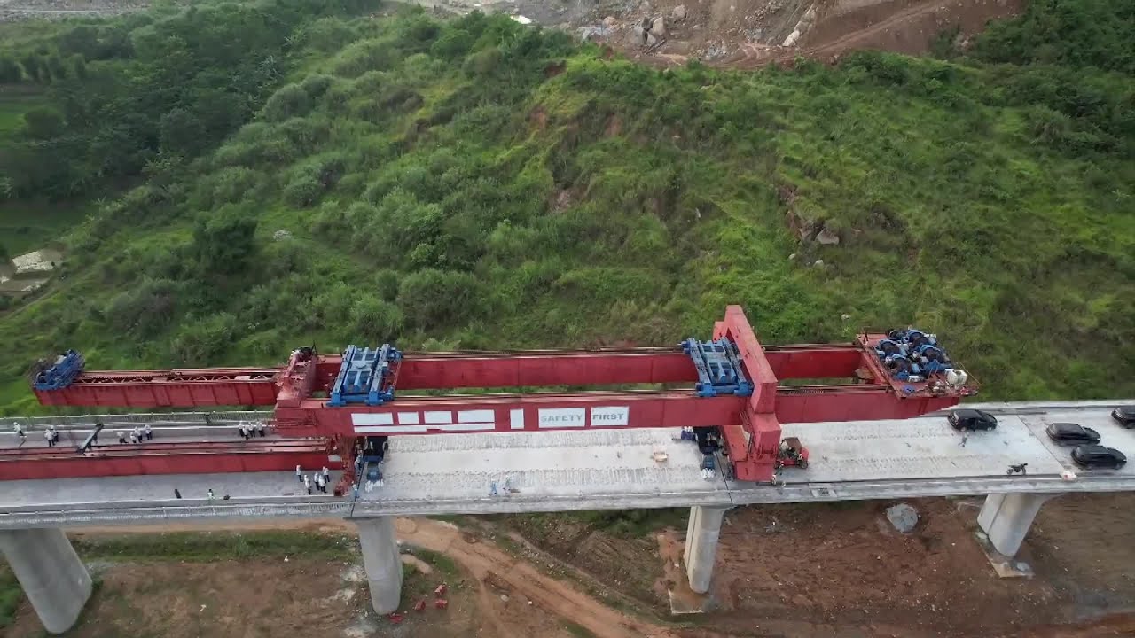 ジャカルタ－バンドン高速鉄道、全線の箱桁架設が完了 - YouTube
