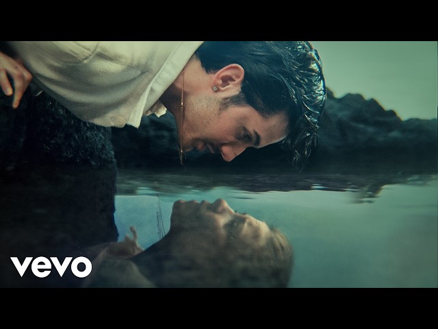 CITIZEN - SUN KISSES (Official Music Video)